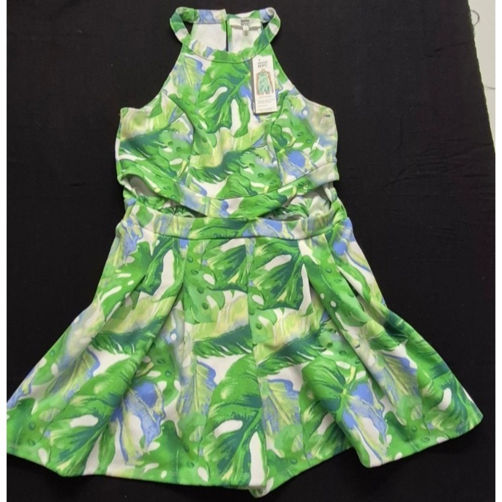 NWT Madden NYC halter romper LG leaf print cut outs keyhole neck poison green‎